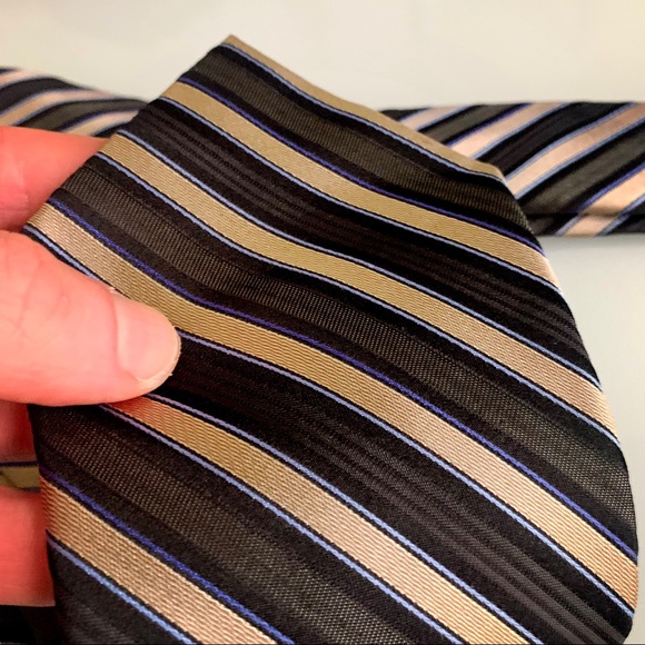 Perry Ellis Striped Tie - Picture 5 of 7